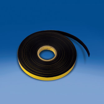Roll of adhesive magnetic tape mm. 25x1,5